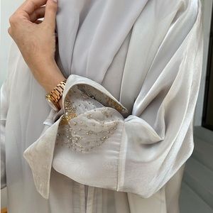 - MODESQUE 3 piece abaya set